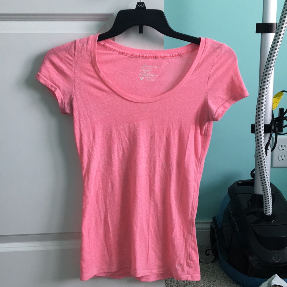 Neon pink American Eagle shirt